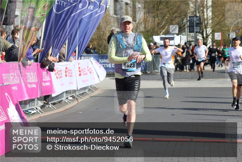 12.04.2026 - 45. Internationalen Wilhelmsburger Insellauf Strokosch-Dieckow http://msf.ph/oto/9452056 12.04.2026 10:33:21 Ziel 5623, 3708 meine-sportfotos.de