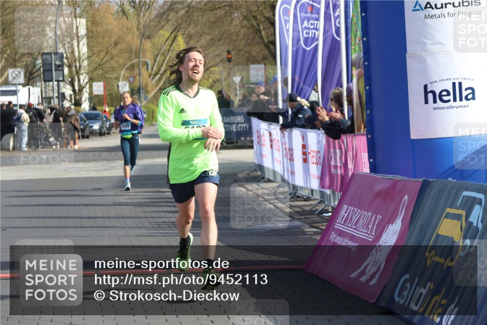 12.04.2026 - 45. Internationalen Wilhelmsburger Insellauf Strokosch-Dieckow http://msf.ph/oto/9452113 12.04.2026 10:21:39 Ziel 2127 meine-sportfotos.de