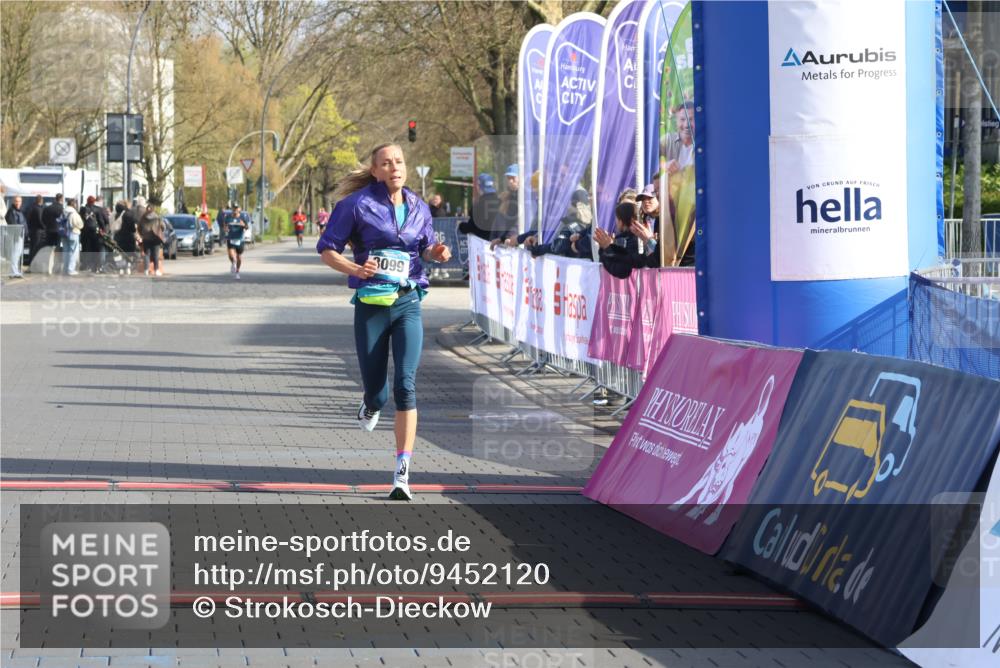 12.04.2026 - 45. Internationalen Wilhelmsburger Insellauf Strokosch-Dieckow http://msf.ph/oto/9452120 12.04.2026 10:21:43 Ziel 2127, 3099 meine-sportfotos.de