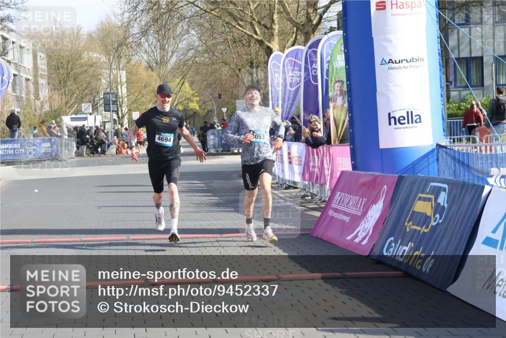 12.04.2026 - 45. Internationalen Wilhelmsburger Insellauf Strokosch-Dieckow http://msf.ph/oto/9452337 12.04.2026 10:22:42 Ziel 3053, 4694 meine-sportfotos.de