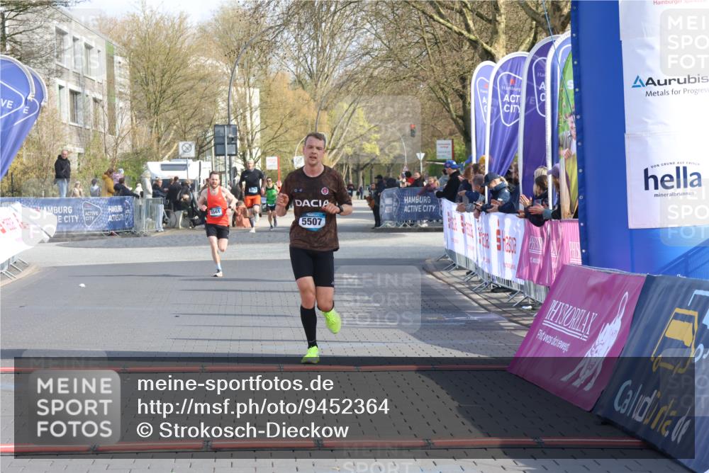 12.04.2026 - 45. Internationalen Wilhelmsburger Insellauf Strokosch-Dieckow http://msf.ph/oto/9452364 12.04.2026 10:22:50 Ziel 5507 meine-sportfotos.de
