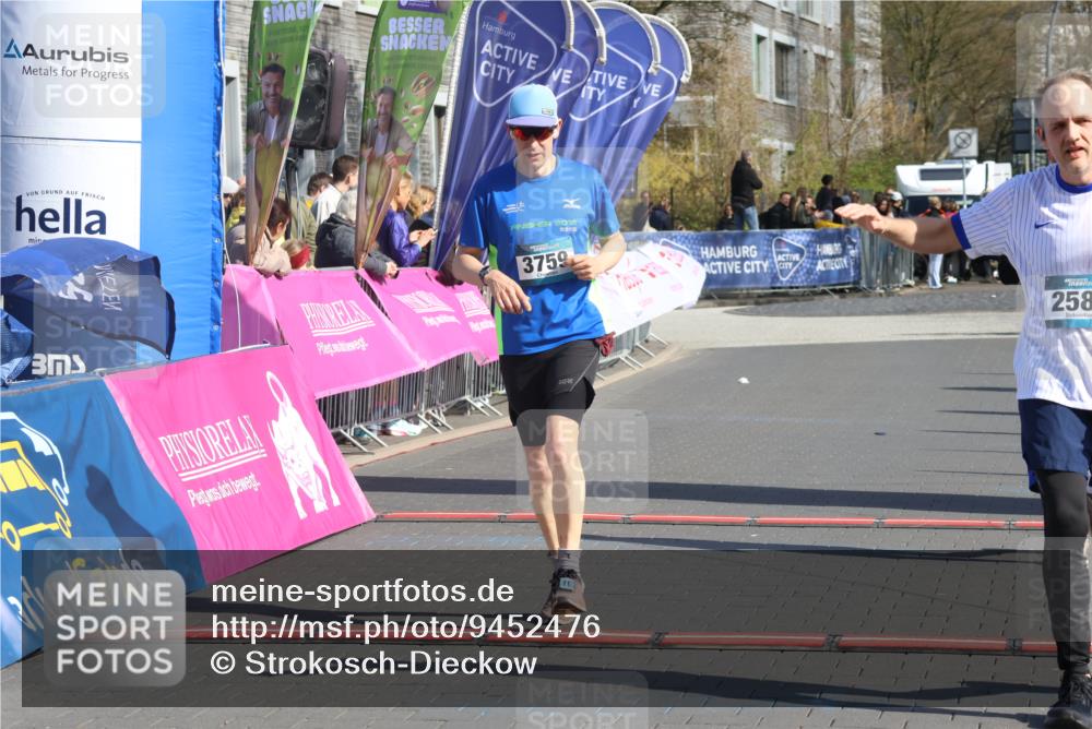 12.04.2026 - 45. Internationalen Wilhelmsburger Insellauf Strokosch-Dieckow http://msf.ph/oto/9452476 12.04.2026 10:35:41 Ziel 2583, 3759, 4127 meine-sportfotos.de
