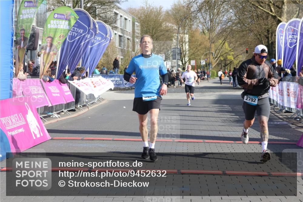 12.04.2026 - 45. Internationalen Wilhelmsburger Insellauf Strokosch-Dieckow http://msf.ph/oto/9452632 12.04.2026 10:24:17 Ziel 3476, 2702 meine-sportfotos.de