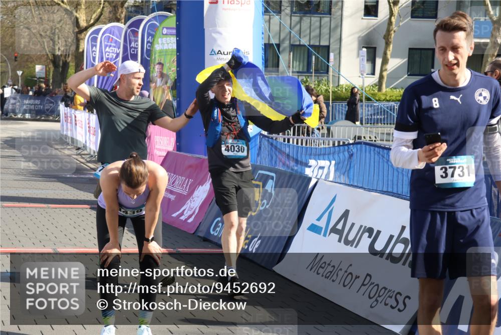 12.04.2026 - 45. Internationalen Wilhelmsburger Insellauf Strokosch-Dieckow http://msf.ph/oto/9452692 12.04.2026 10:36:45 Ziel 4172, 4030, 5291 meine-sportfotos.de
