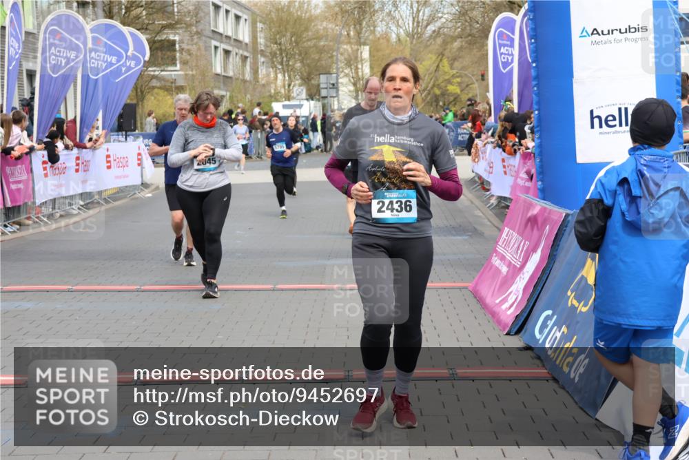 12.04.2026 - 45. Internationalen Wilhelmsburger Insellauf Strokosch-Dieckow http://msf.ph/oto/9452697 12.04.2026 13:09:00 Ziel 4967, 2436, 2045, 3745, 2046, 4102, 5795 meine-sportfotos.de