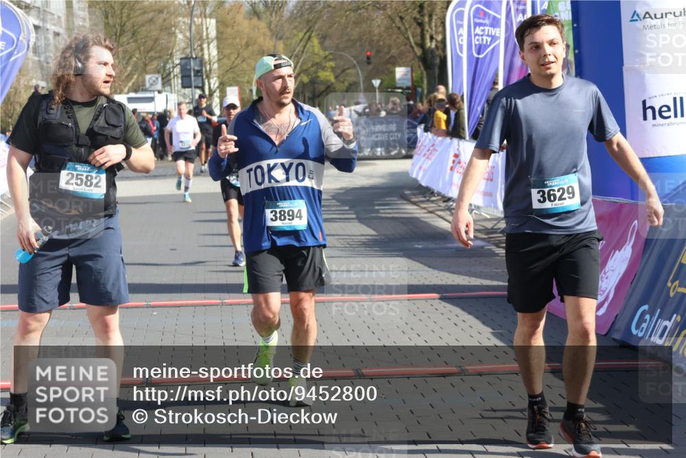 12.04.2026 - 45. Internationalen Wilhelmsburger Insellauf Strokosch-Dieckow http://msf.ph/oto/9452800 12.04.2026 10:37:07 Ziel 3629, 3894, 4544 meine-sportfotos.de