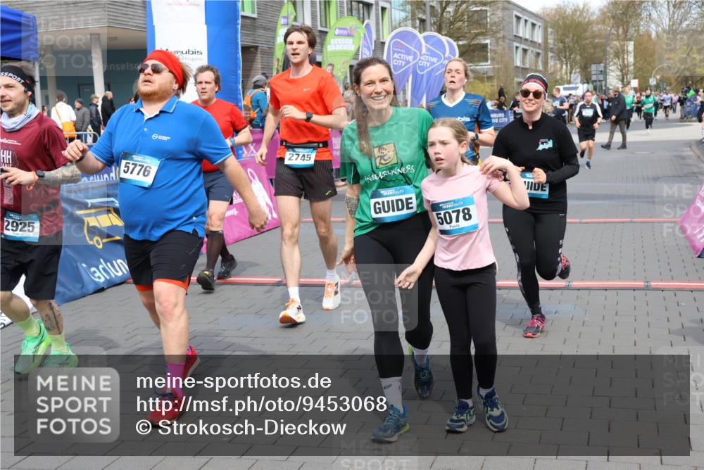 12.04.2026 - 45. Internationalen Wilhelmsburger Insellauf Strokosch-Dieckow http://msf.ph/oto/9453068 12.04.2026 13:07:53 Ziel 2925, 5226, 2745, 5028, 5148, 3641 meine-sportfotos.de