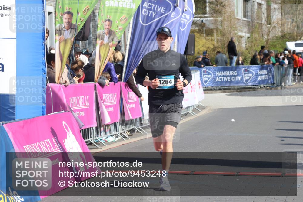 12.04.2026 - 45. Internationalen Wilhelmsburger Insellauf Strokosch-Dieckow http://msf.ph/oto/9453248 12.04.2026 10:39:00 Ziel 4264 meine-sportfotos.de