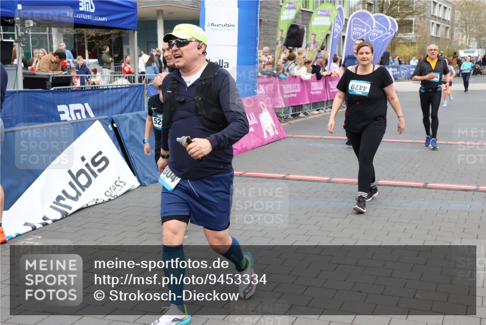 12.04.2026 - 45. Internationalen Wilhelmsburger Insellauf Strokosch-Dieckow http://msf.ph/oto/9453334 12.04.2026 13:07:14 Ziel 2804, 4479, 4114, 4173, 4729, 4273 meine-sportfotos.de