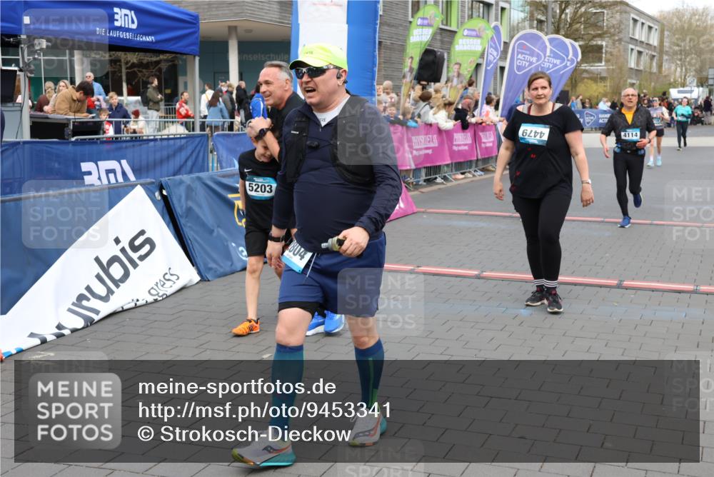 12.04.2026 - 45. Internationalen Wilhelmsburger Insellauf Strokosch-Dieckow http://msf.ph/oto/9453341 12.04.2026 13:07:13 Ziel 5132, 5203, 4496, 2804, 4479, 4114, 4173 meine-sportfotos.de