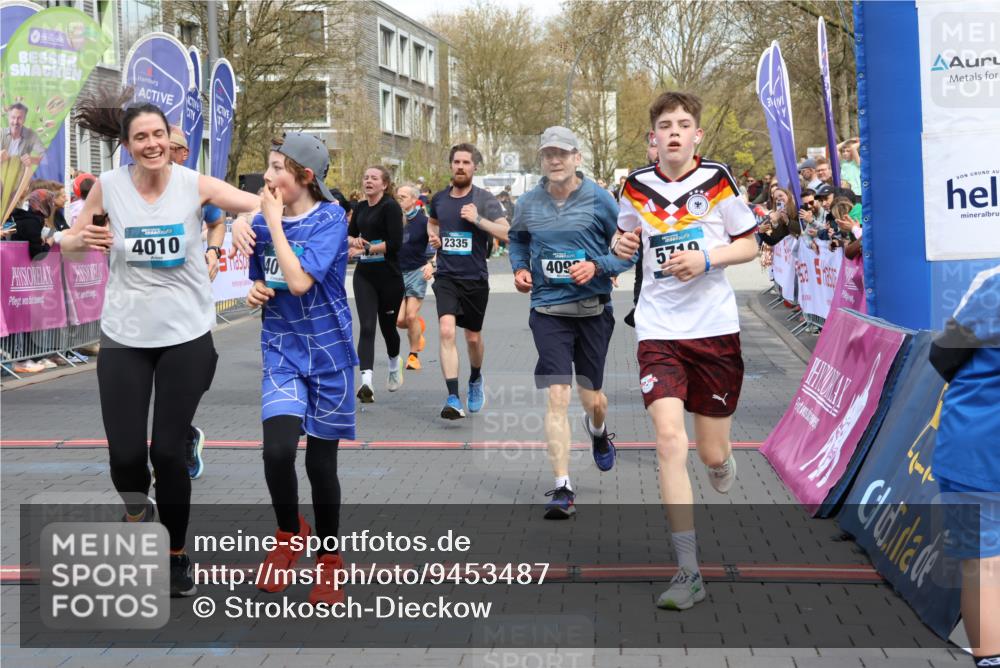 12.04.2026 - 45. Internationalen Wilhelmsburger Insellauf Strokosch-Dieckow http://msf.ph/oto/9453487 12.04.2026 13:06:36 Ziel 4507, 4638, 4010, 4011, 5719, 4092, 4819, 5588, 2335, 4897, 2584, 3591, 5859 meine-sportfotos.de