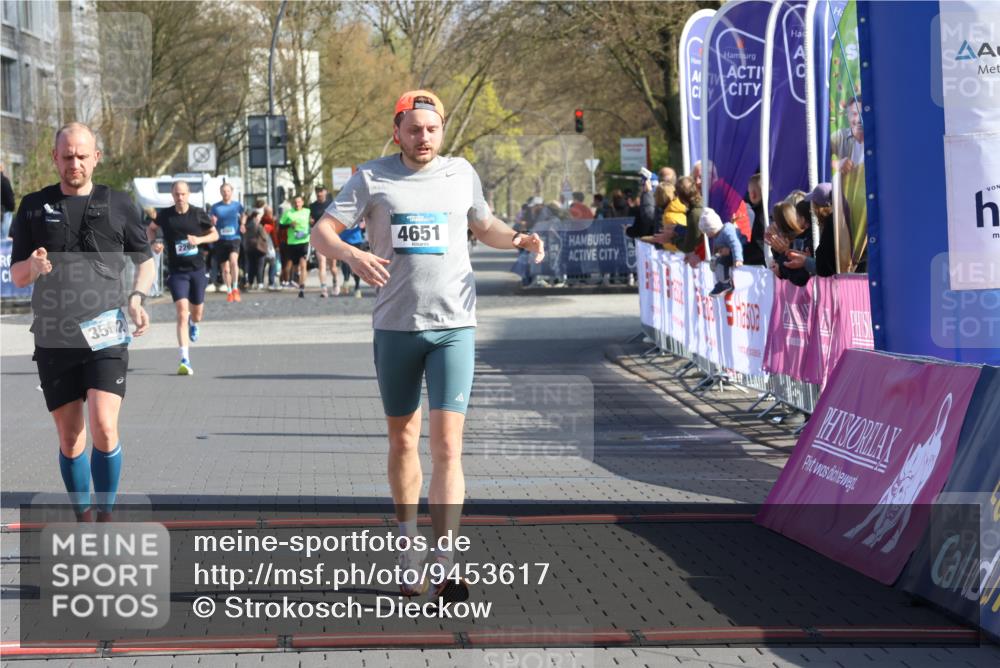 12.04.2026 - 45. Internationalen Wilhelmsburger Insellauf Strokosch-Dieckow http://msf.ph/oto/9453617 12.04.2026 10:28:25 Ziel 4651, 3562 meine-sportfotos.de