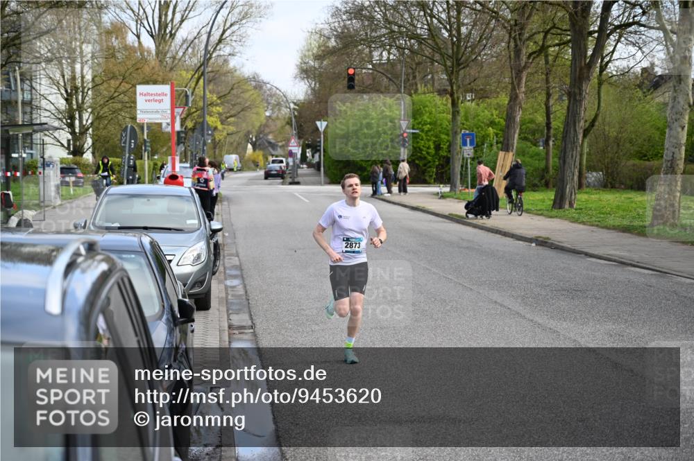 12.04.2026 - 45. Internationalen Wilhelmsburger Insellauf J. Mangold http://msf.ph/oto/9453620 12.04.2026 10:12:24 Ziel 2873 meine-sportfotos.de