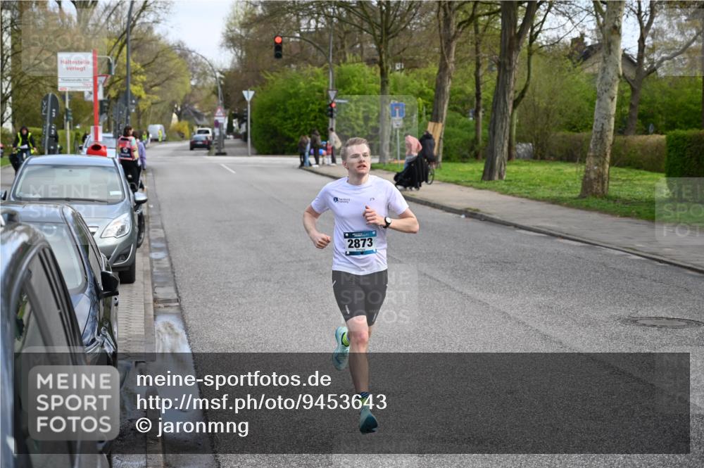 12.04.2026 - 45. Internationalen Wilhelmsburger Insellauf J. Mangold http://msf.ph/oto/9453643 12.04.2026 10:12:24 Ziel 2873 meine-sportfotos.de