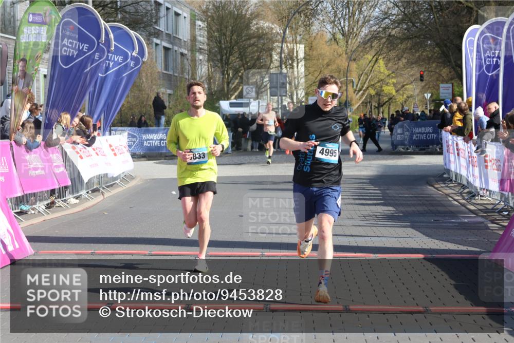 12.04.2026 - 45. Internationalen Wilhelmsburger Insellauf Strokosch-Dieckow http://msf.ph/oto/9453828 12.04.2026 10:28:47 Ziel 4995, 5833 meine-sportfotos.de