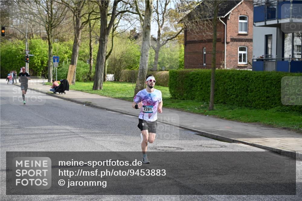 12.04.2026 - 45. Internationalen Wilhelmsburger Insellauf J. Mangold http://msf.ph/oto/9453883 12.04.2026 10:15:38 Ziel 2281, 5302, 2970, 2405, 3685, 3113 meine-sportfotos.de