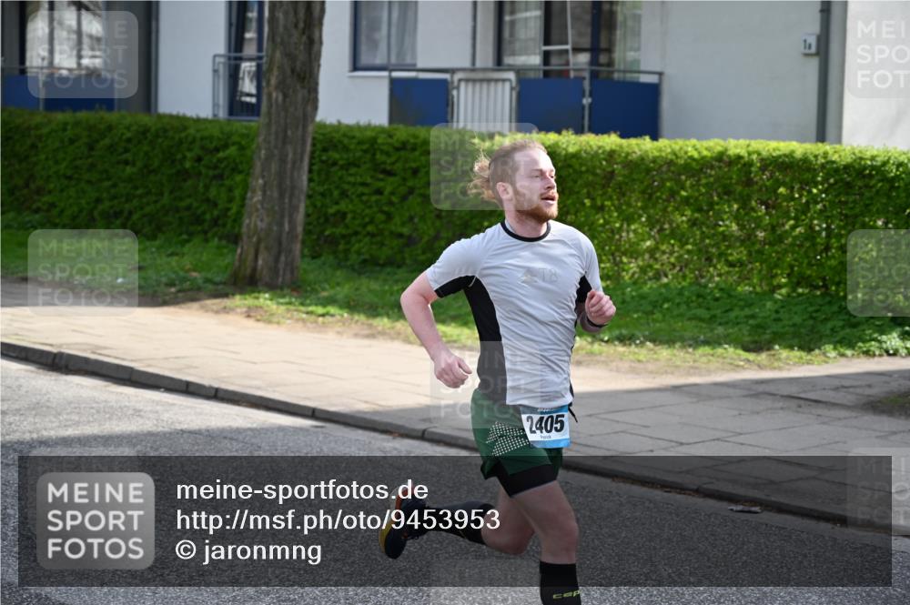 12.04.2026 - 45. Internationalen Wilhelmsburger Insellauf J. Mangold http://msf.ph/oto/9453953 12.04.2026 10:16:07 Ziel 2405, 3685, 3113, 2487, 5676 meine-sportfotos.de