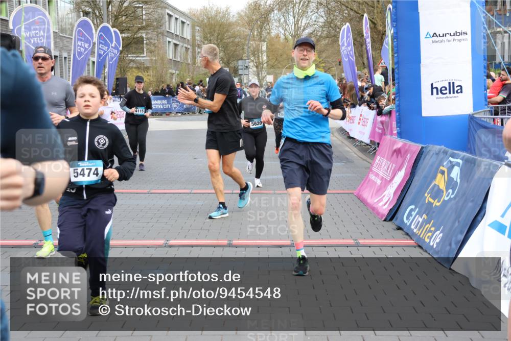 12.04.2026 - 45. Internationalen Wilhelmsburger Insellauf Strokosch-Dieckow http://msf.ph/oto/9454548 12.04.2026 13:04:43 Ziel 4647, 5565, 4600, 5474, 4653, 5420, 5599, 5620, 4951, 4115 meine-sportfotos.de