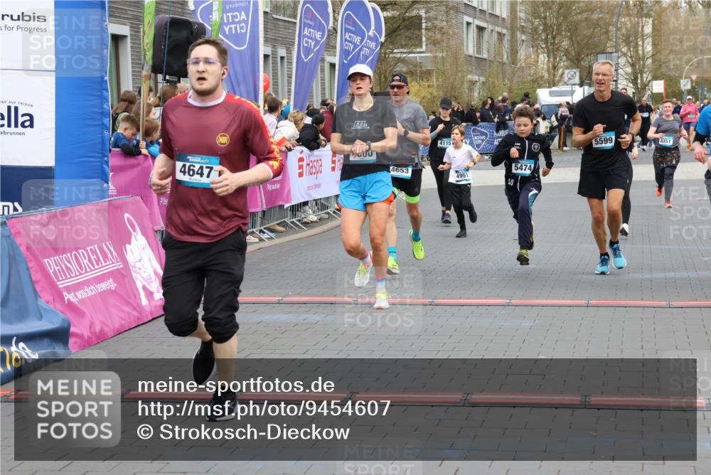 12.04.2026 - 45. Internationalen Wilhelmsburger Insellauf Strokosch-Dieckow http://msf.ph/oto/9454607 12.04.2026 13:04:41 Ziel 5257, 4647, 5565, 4600, 5474, 4653, 5420, 5599, 5620, 4951, 4115 meine-sportfotos.de