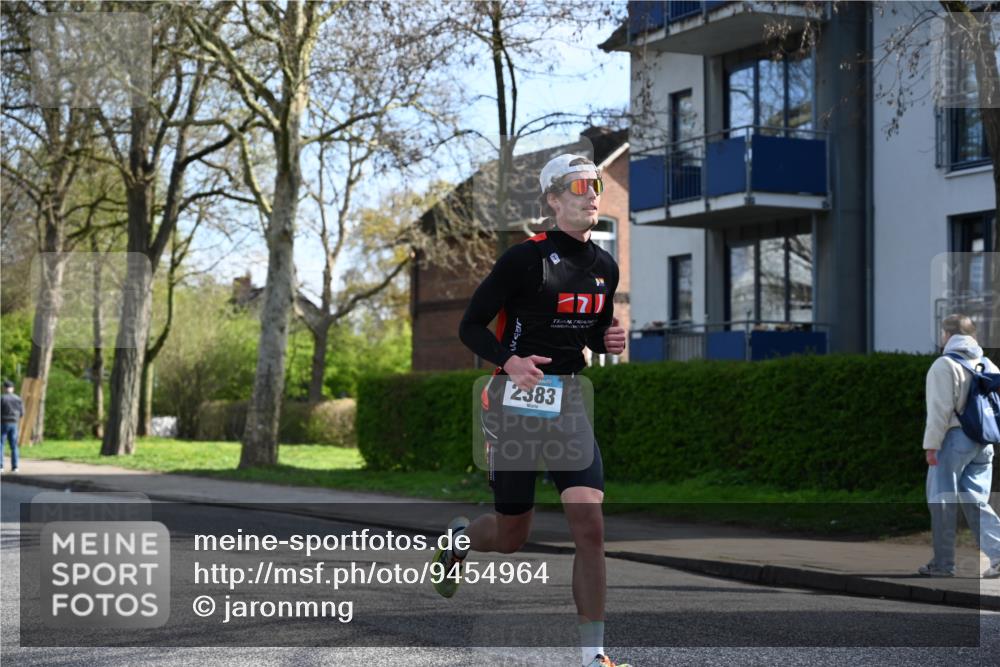 12.04.2026 - 45. Internationalen Wilhelmsburger Insellauf J. Mangold http://msf.ph/oto/9454964 12.04.2026 10:23:00 Ziel 4384, 4291, 2383, 3776, 5812, 4953, 5237, 4381, 4566 meine-sportfotos.de