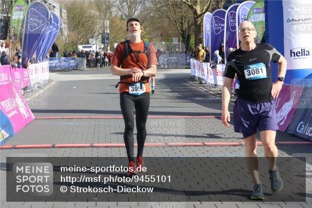 12.04.2026 - 45. Internationalen Wilhelmsburger Insellauf Strokosch-Dieckow http://msf.ph/oto/9455101 12.04.2026 10:30:46 Ziel 3081, 3958, 4340, 2317 meine-sportfotos.de