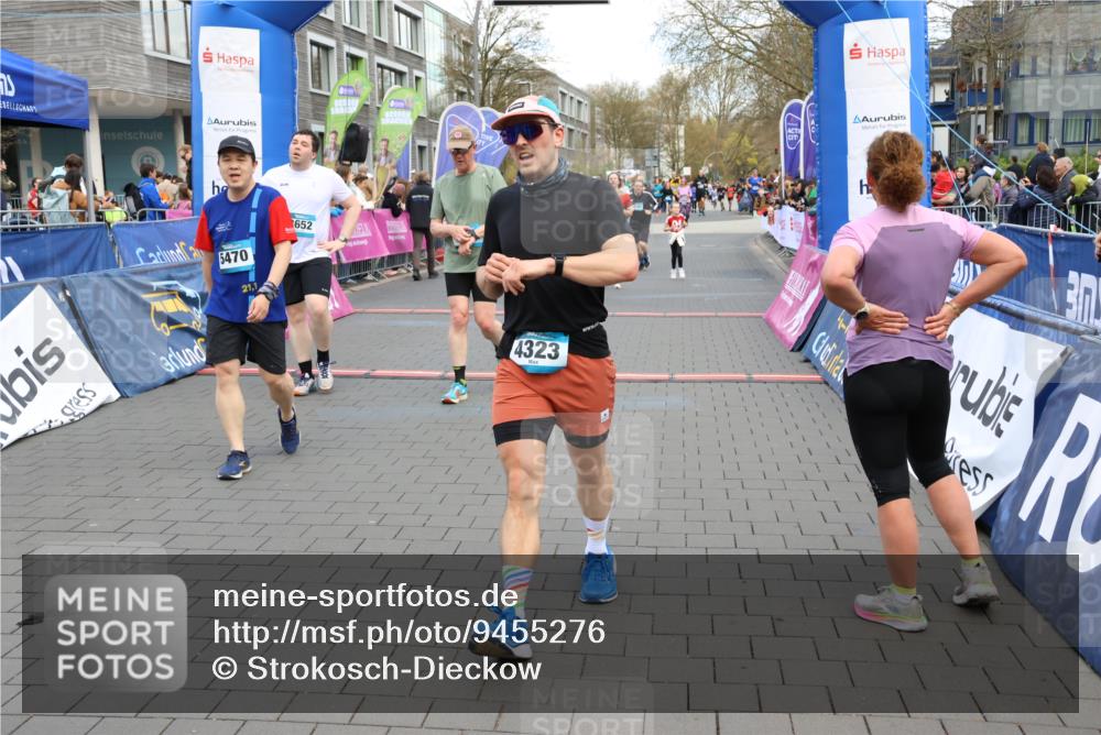 12.04.2026 - 45. Internationalen Wilhelmsburger Insellauf Strokosch-Dieckow http://msf.ph/oto/9455276 12.04.2026 13:03:51 Ziel 5470, 4743, 4323, 3962, 3652, 2642, 4780, 5063 meine-sportfotos.de