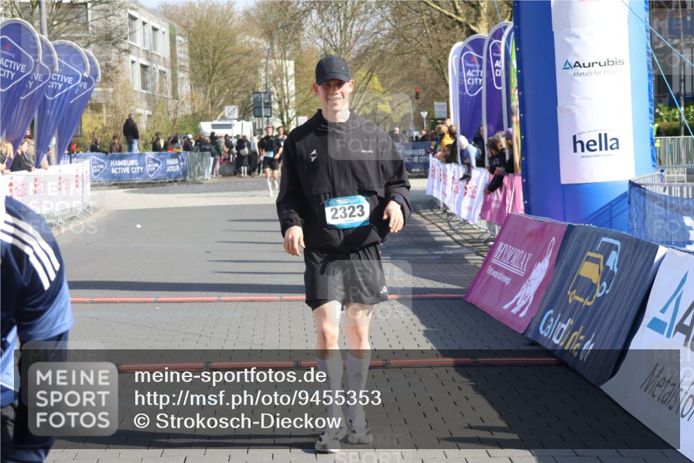 12.04.2026 - 45. Internationalen Wilhelmsburger Insellauf Strokosch-Dieckow http://msf.ph/oto/9455353 12.04.2026 10:31:04 Ziel 2323 meine-sportfotos.de