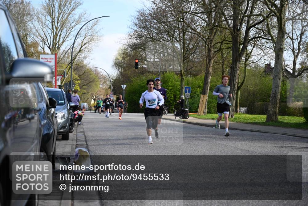 12.04.2026 - 45. Internationalen Wilhelmsburger Insellauf J. Mangold http://msf.ph/oto/9455533 12.04.2026 10:27:07 Ziel 5503, 5055, 5301, 2994, 5685, 4528, 3815, 5440, 5279, 2659, 5645, 5279, 2659, 5645, 5585, 2181, 4580, 2213 meine-sportfotos.de