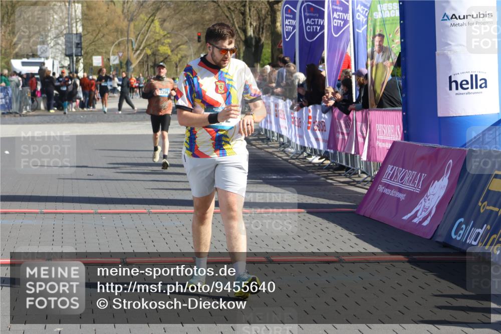 12.04.2026 - 45. Internationalen Wilhelmsburger Insellauf Strokosch-Dieckow http://msf.ph/oto/9455640 12.04.2026 10:44:28 Ziel 4062, 5824, 3356 meine-sportfotos.de