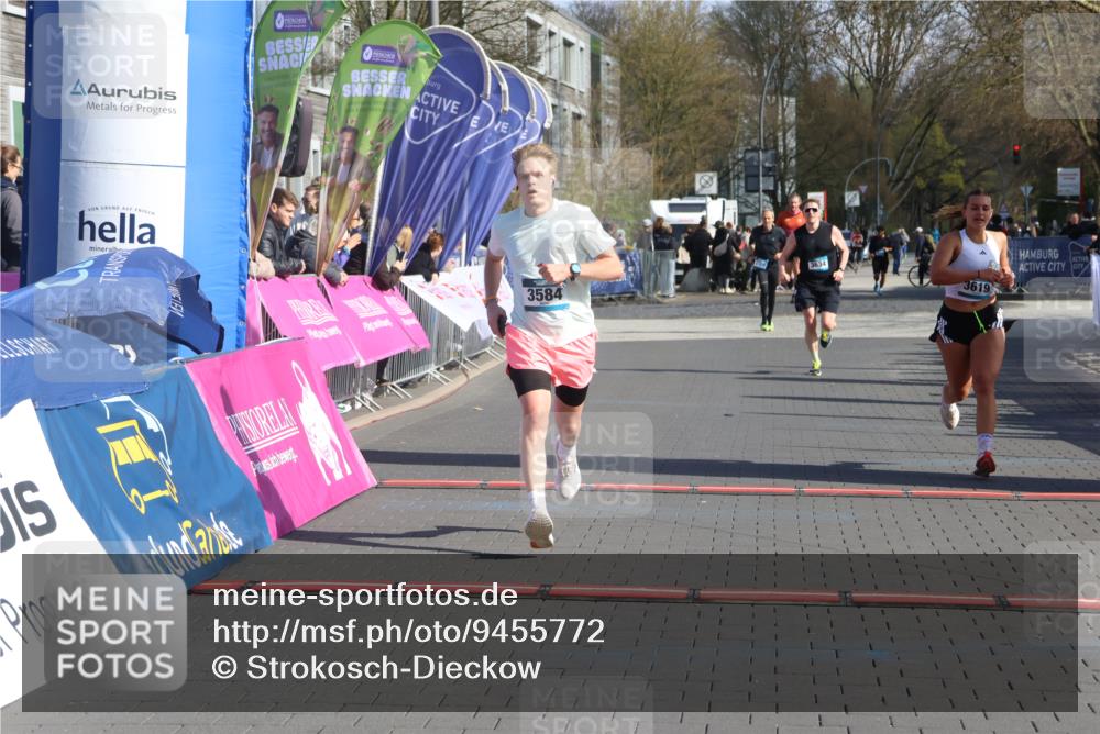 12.04.2026 - 45. Internationalen Wilhelmsburger Insellauf Strokosch-Dieckow http://msf.ph/oto/9455772 12.04.2026 10:31:50 Ziel 3584, 3619 meine-sportfotos.de