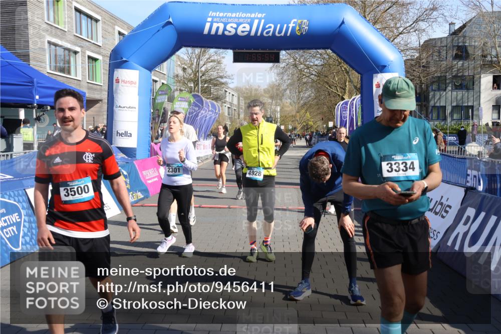 12.04.2026 - 45. Internationalen Wilhelmsburger Insellauf Strokosch-Dieckow http://msf.ph/oto/9456411 12.04.2026 10:45:53 Ziel 4928, 4333, 2301, 2995, 2134, 3369, 4635, 3772 meine-sportfotos.de