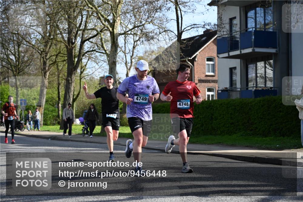 12.04.2026 - 45. Internationalen Wilhelmsburger Insellauf J. Mangold http://msf.ph/oto/9456448 12.04.2026 10:30:14 Ziel 4904, 5534, 3845, 5052, 4275, 4748, 4749, 3081, 3958, 4340, 2317, 5841, 5236, 5841, 5236, 4713, 2323, 4787, 3095, 3016 meine-sportfotos.de