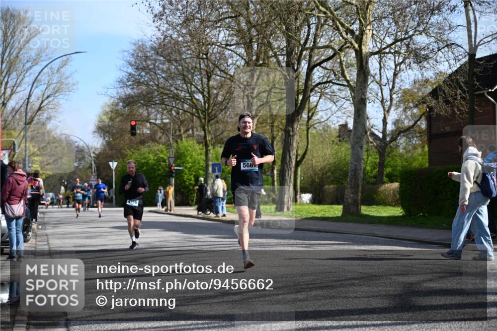 12.04.2026 - 45. Internationalen Wilhelmsburger Insellauf J. Mangold http://msf.ph/oto/9456662 12.04.2026 10:31:01 Ziel 3016, 2831, 5811, 2325, 5661, 4766, 4329, 4212, 5526, 2284, 3584, 3619, 3634, 2780, 5653, 3706 meine-sportfotos.de