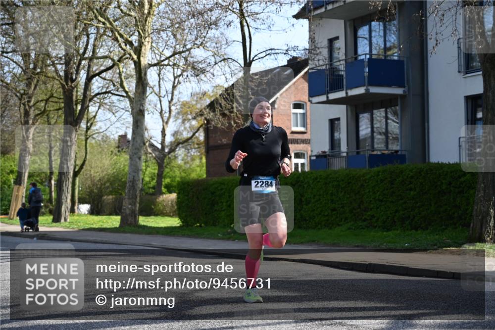 12.04.2026 - 45. Internationalen Wilhelmsburger Insellauf J. Mangold http://msf.ph/oto/9456731 12.04.2026 10:31:17 Ziel 4766, 4329, 4212, 5526, 2284, 3584, 3619, 3634, 2780, 5653, 3706, 2377, 4791 meine-sportfotos.de