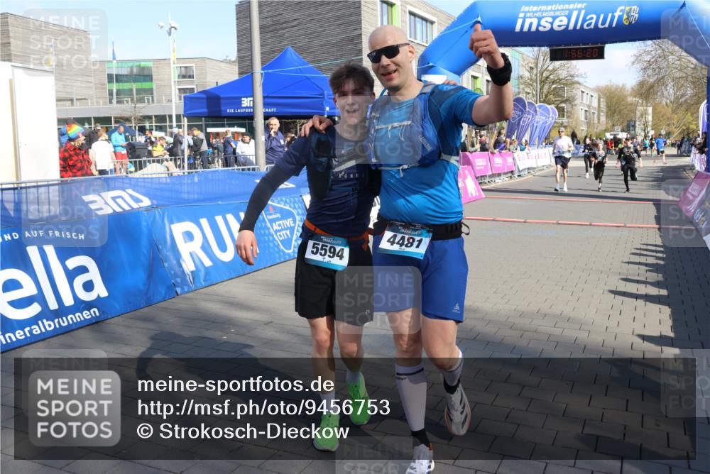 12.04.2026 - 45. Internationalen Wilhelmsburger Insellauf Strokosch-Dieckow http://msf.ph/oto/9456753 12.04.2026 10:46:19 Ziel 5664, 3172, 2691, 3256 meine-sportfotos.de