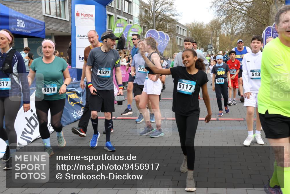12.04.2026 - 45. Internationalen Wilhelmsburger Insellauf Strokosch-Dieckow http://msf.ph/oto/9456917 12.04.2026 13:02:50 Laufen  meine-sportfotos.de