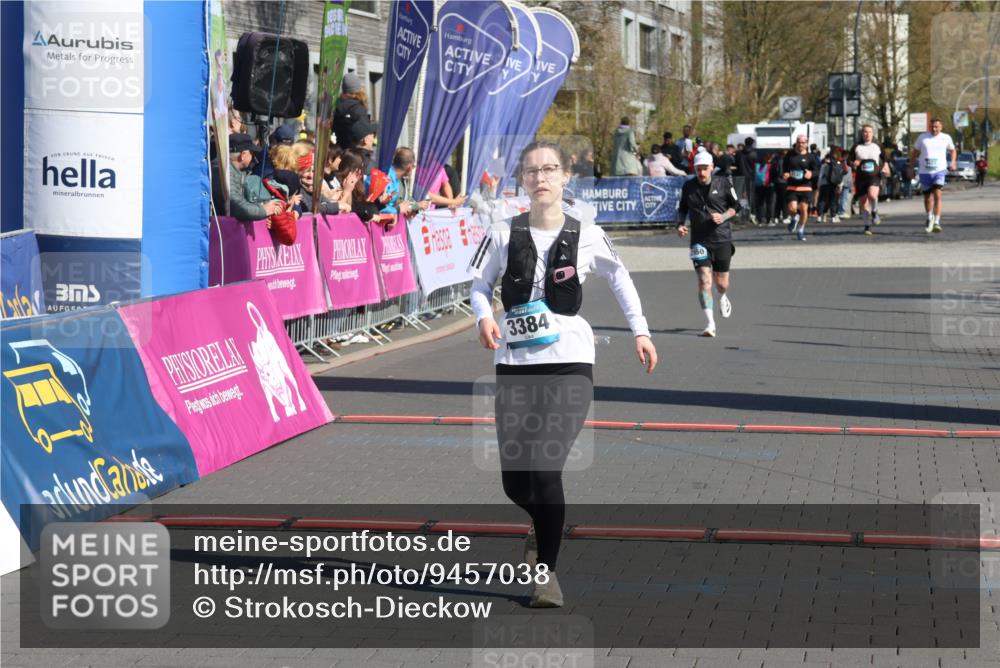 12.04.2026 - 45. Internationalen Wilhelmsburger Insellauf Strokosch-Dieckow http://msf.ph/oto/9457038 12.04.2026 11:03:36 Ziel 3384 meine-sportfotos.de