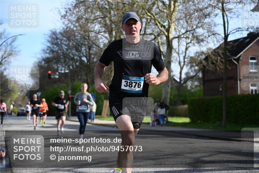 12.04.2026 - 45. Internationalen Wilhelmsburger Insellauf J. Mangold http://msf.ph/oto/9457073 12.04.2026 10:32:29 Ziel 4378, 3675, 3876, 3506, 4370, 3983, 3114, 4150, 3296, 3323, 5639, 2071, 3014, 5623, 3708, 4322, 3327, 5764 meine-sportfotos.de