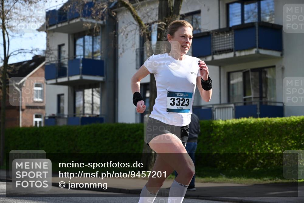 12.04.2026 - 45. Internationalen Wilhelmsburger Insellauf J. Mangold http://msf.ph/oto/9457201 12.04.2026 10:32:40 Ziel 4370, 3983, 3114, 4150, 3296, 3323, 5639, 2071, 3014, 5623, 3708, 4322, 3327, 5764, 5764, 2892 meine-sportfotos.de