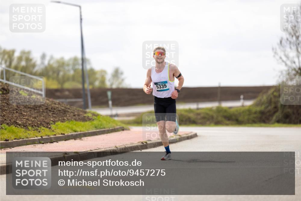 12.04.2026 - 45. Internationalen Wilhelmsburger Insellauf Michael Strokosch http://msf.ph/oto/9457275 12.04.2026 12:34:57 Laufen 5335 meine-sportfotos.de