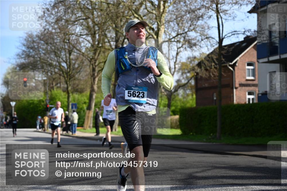 12.04.2026 - 45. Internationalen Wilhelmsburger Insellauf J. Mangold http://msf.ph/oto/9457319 12.04.2026 10:32:58 Ziel 5623, 3708, 4322, 3327, 5764, 2892, 5821, 4738, 2893, 5843, 3447, 4441 meine-sportfotos.de