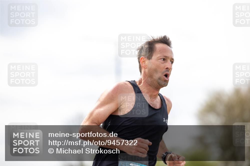 12.04.2026 - 45. Internationalen Wilhelmsburger Insellauf Michael Strokosch http://msf.ph/oto/9457322 12.04.2026 12:35:19 Laufen 45 meine-sportfotos.de