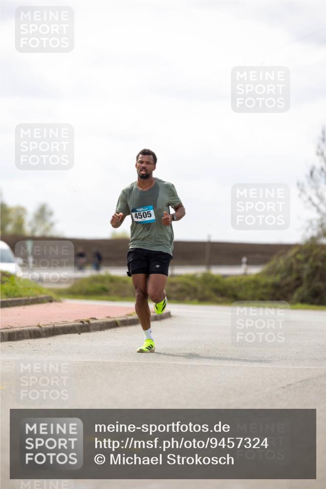 12.04.2026 - 45. Internationalen Wilhelmsburger Insellauf Michael Strokosch http://msf.ph/oto/9457324 12.04.2026 12:35:26 Laufen 4505 meine-sportfotos.de