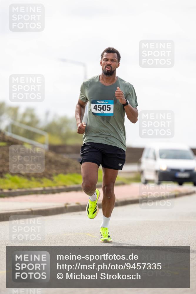12.04.2026 - 45. Internationalen Wilhelmsburger Insellauf Michael Strokosch http://msf.ph/oto/9457335 12.04.2026 12:35:28 Laufen 4505 meine-sportfotos.de