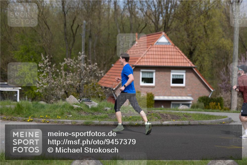 12.04.2026 - 45. Internationalen Wilhelmsburger Insellauf Michael Strokosch http://msf.ph/oto/9457379 12.04.2026 12:39:48 Laufen  meine-sportfotos.de