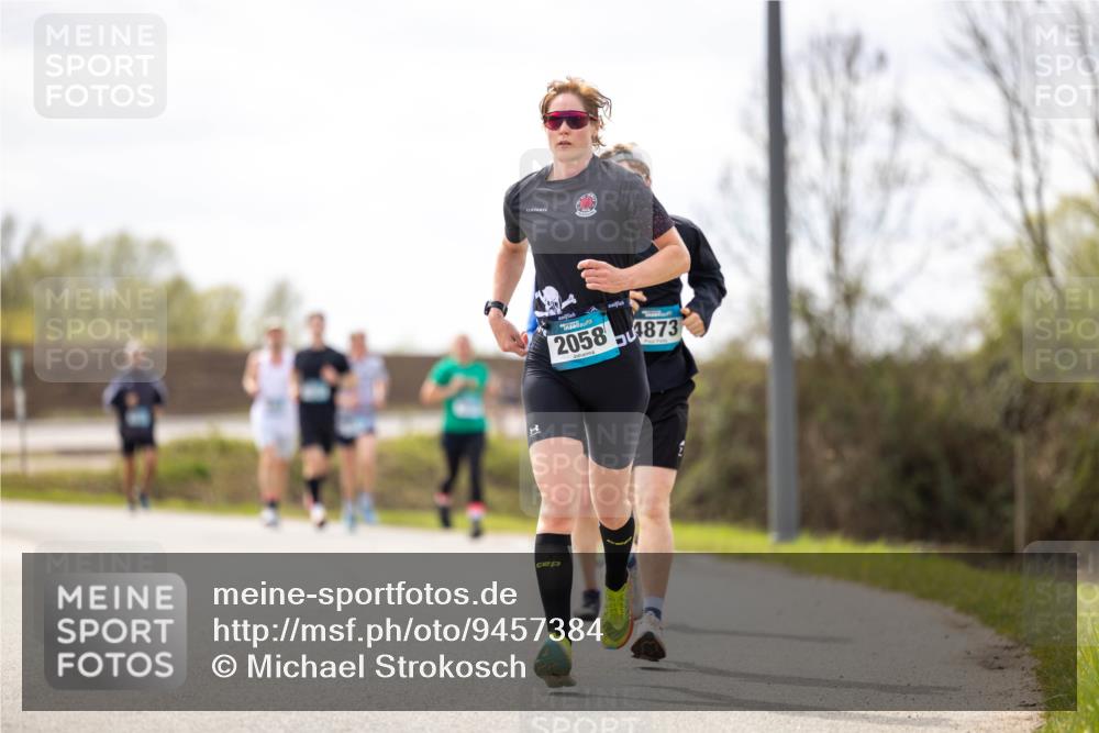 12.04.2026 - 45. Internationalen Wilhelmsburger Insellauf Michael Strokosch http://msf.ph/oto/9457384 12.04.2026 12:40:06 Laufen 20584873 meine-sportfotos.de