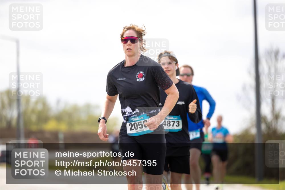 12.04.2026 - 45. Internationalen Wilhelmsburger Insellauf Michael Strokosch http://msf.ph/oto/9457395 12.04.2026 12:40:07 Laufen 205, 4873 meine-sportfotos.de