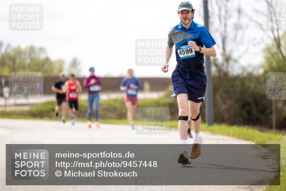 12.04.2026 - 45. Internationalen Wilhelmsburger Insellauf Michael Strokosch http://msf.ph/oto/9457448 12.04.2026 12:40:32 Laufen 4599 meine-sportfotos.de
