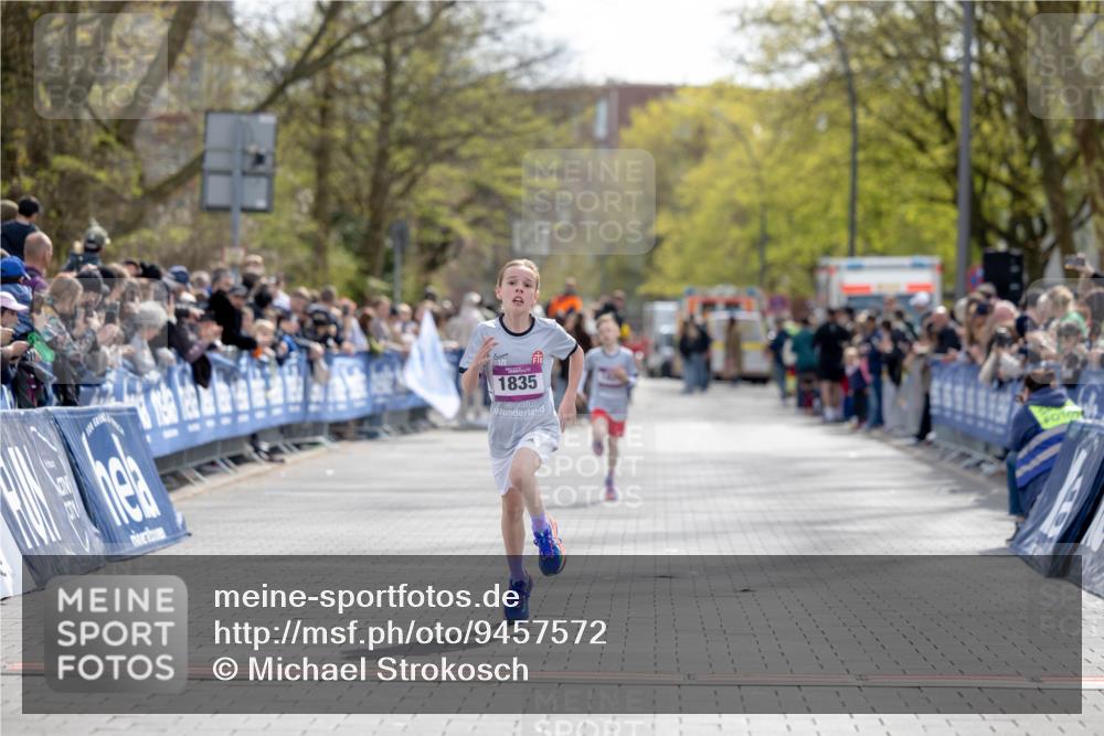 12.04.2026 - 45. Internationalen Wilhelmsburger Insellauf Michael Strokosch http://msf.ph/oto/9457572 12.04.2026 14:48:32 Laufen 10, 1835 meine-sportfotos.de