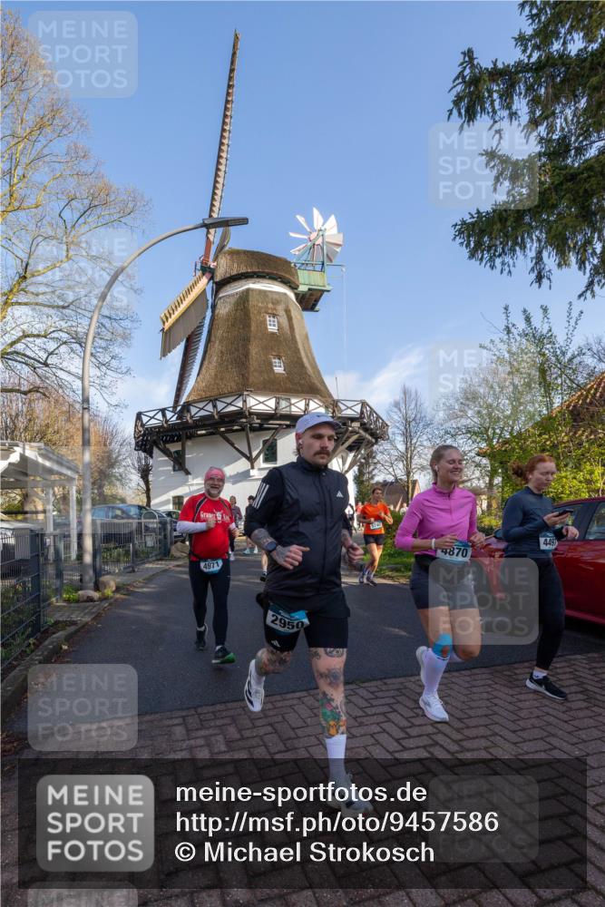 12.04.2026 - 45. Internationalen Wilhelmsburger Insellauf Michael Strokosch http://msf.ph/oto/9457586 12.04.2026 09:02:06 Laufen 5740, 4870, 4497, 4971, 2950 meine-sportfotos.de